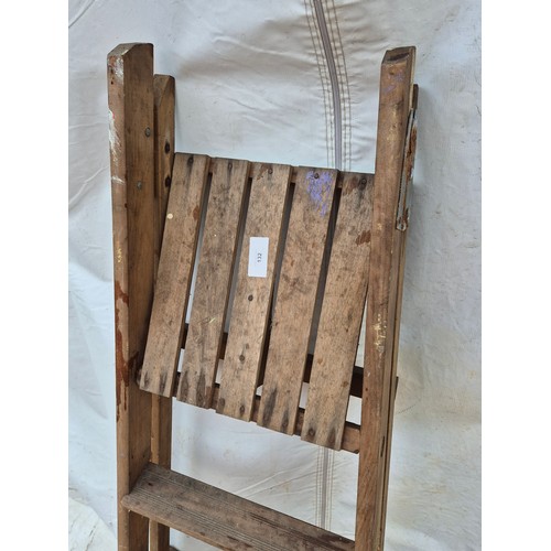 132 - A vintage wooden folding ladder