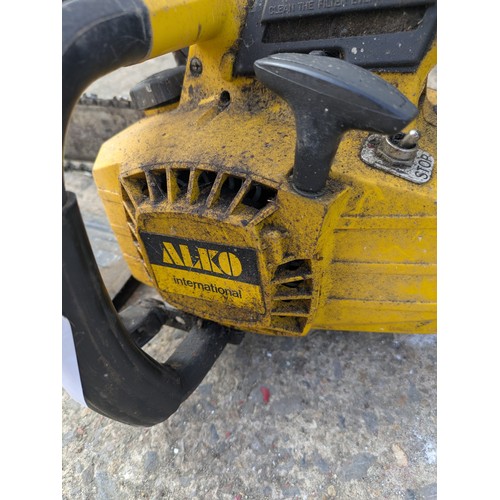 270 - An alko international petrol chainsaw model 3800s