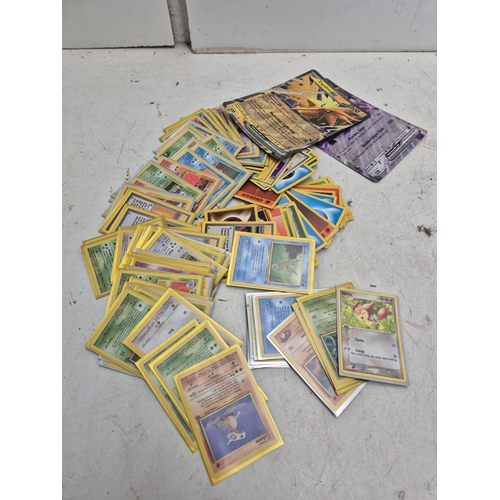 2147 - A selection of vintage and modern pokemon cards