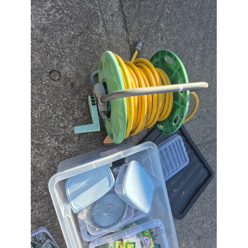 217 - A selection of various garden equipment