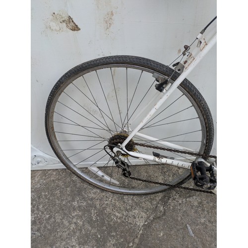 23 - A pioneer road bike