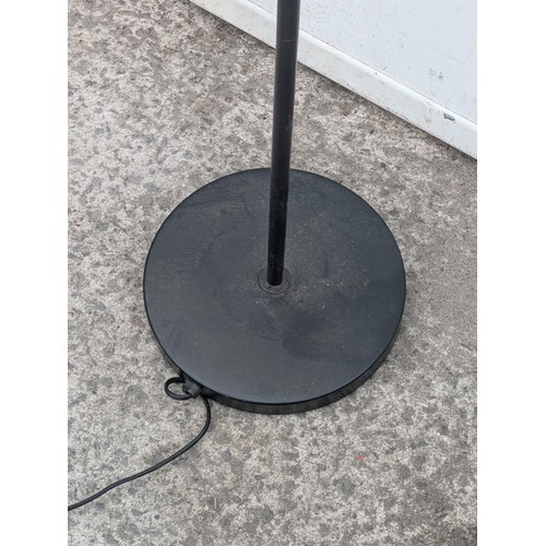 686 - A retro floor standing lamp