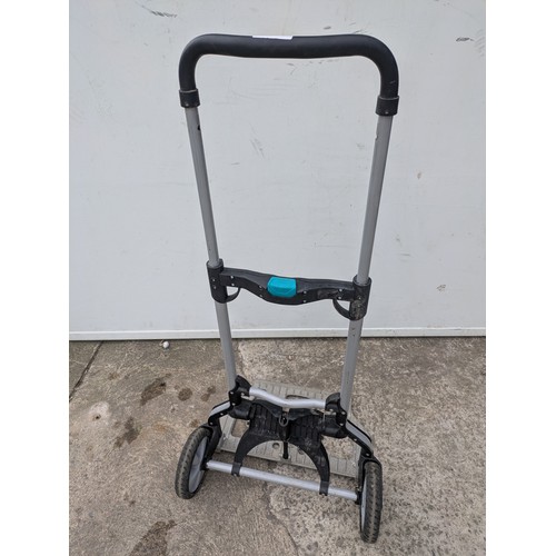 315 - A collapsible lightweight sack truck