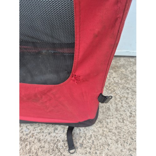 207 - A dog life collapsible dog kennel