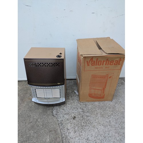 314 - A valorheat model 383 gas heater in original box