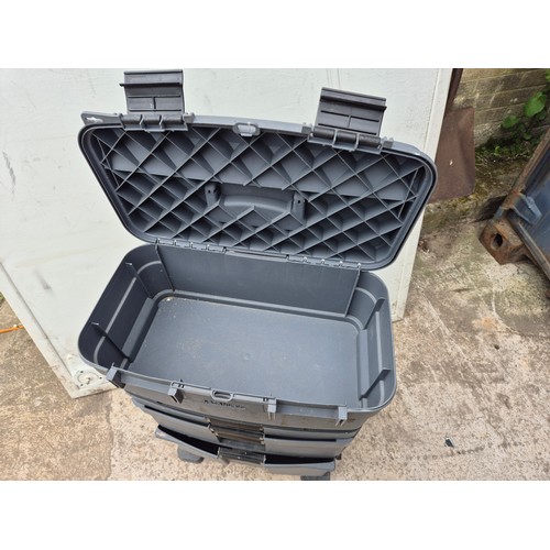 39 - A Stanley rollbox tool chest