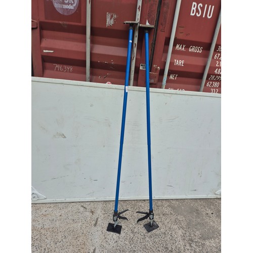 Lot 208       