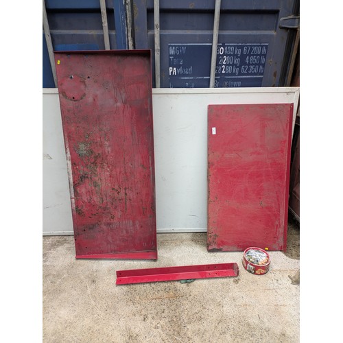 Lot 125       