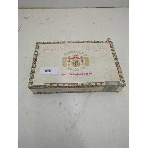 Lot 1058      