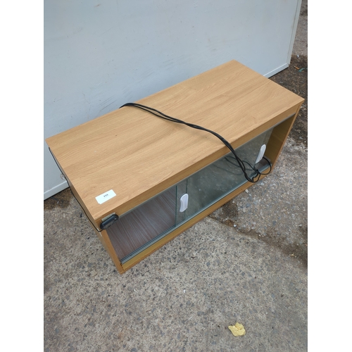 604 - A glass Fronted reptile enclosuer