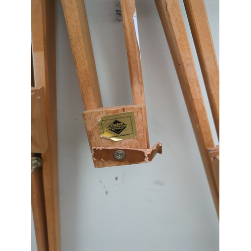 605 - A Daler Rowney artists easel