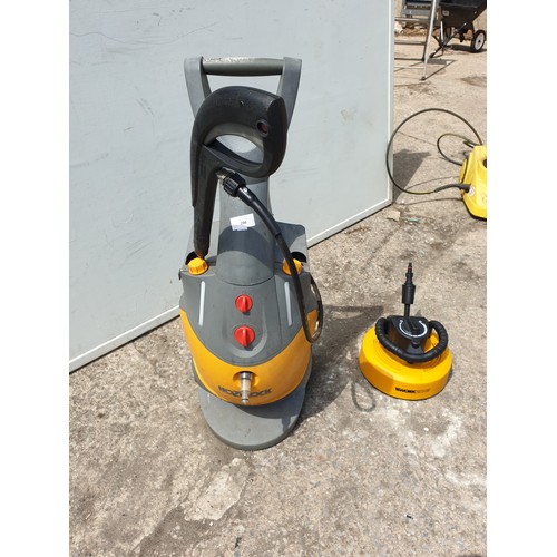 296 - A Hoxelock pressure washer - working