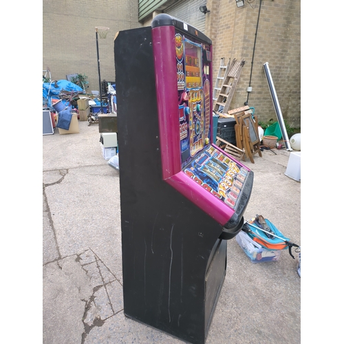 453 - A Mazooma Fruit machine
