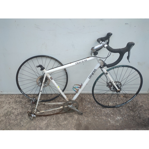 258 - A Genesis Croix de fer road bike