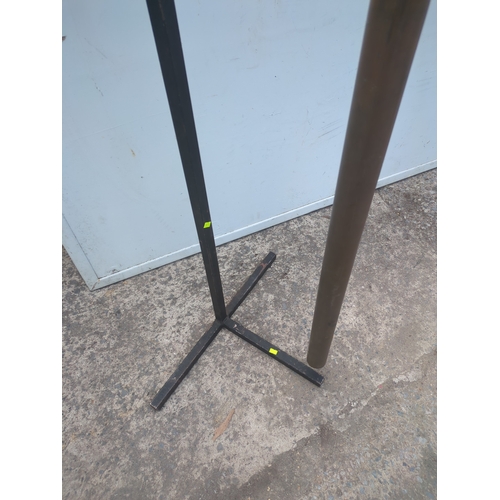 267 - A metal object