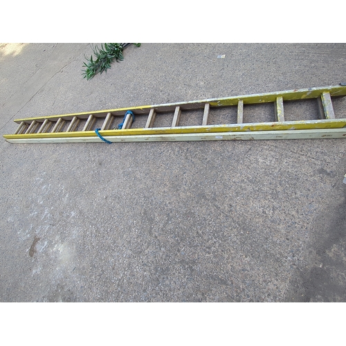 271 - A 2 tier wooden ladder