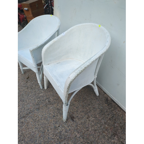 444 - A pair of wicker chairs