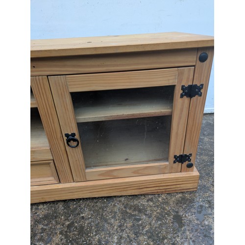 472 - A pine tv unit