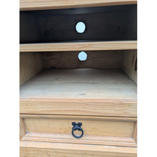 472 - A pine tv unit