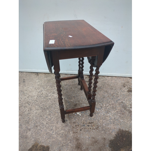 477 - A vintage 3 drawer bedside table