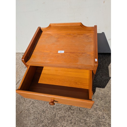 478 - A pine storage unit
