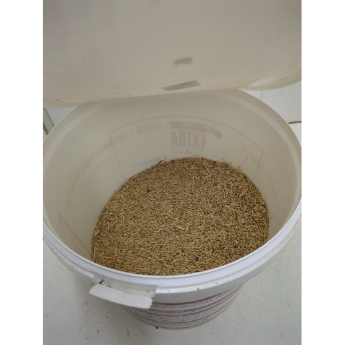 7 - A tub of concentrated farmyard manure