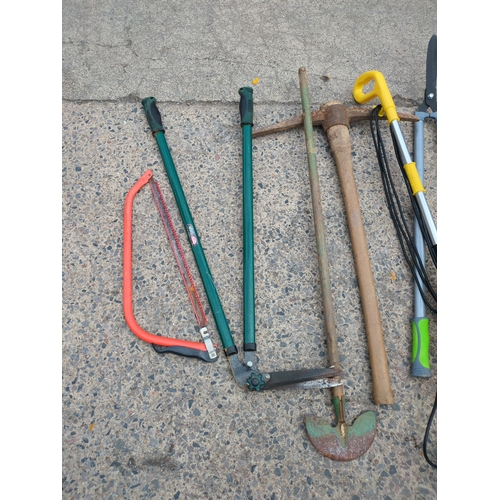 22 - A selection of garden tools and equipment