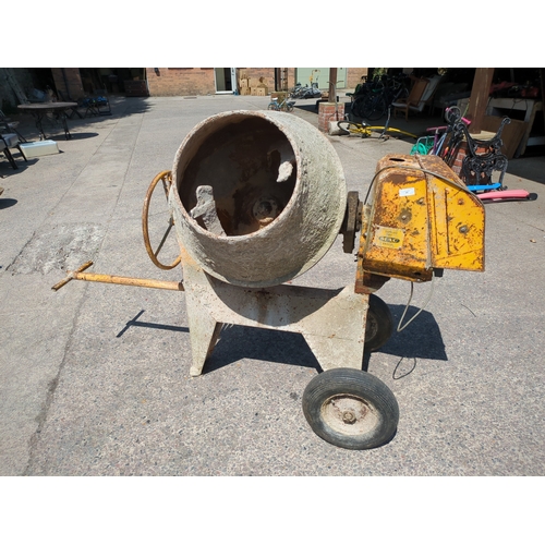 Lot 25        
