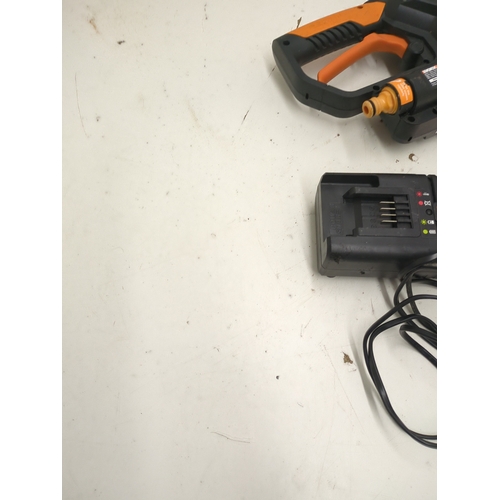205 - WORX WG630E.9 Hydroshot Portable Pressure Washer