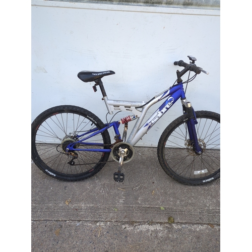 233 - Sabre Disc Demon Mountain Bike