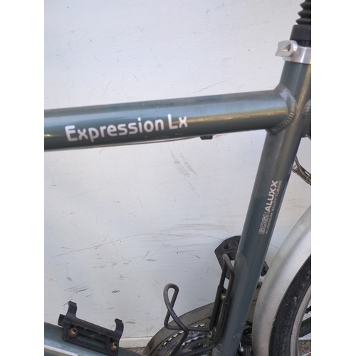 234 - Giant Expression LX Bicycle