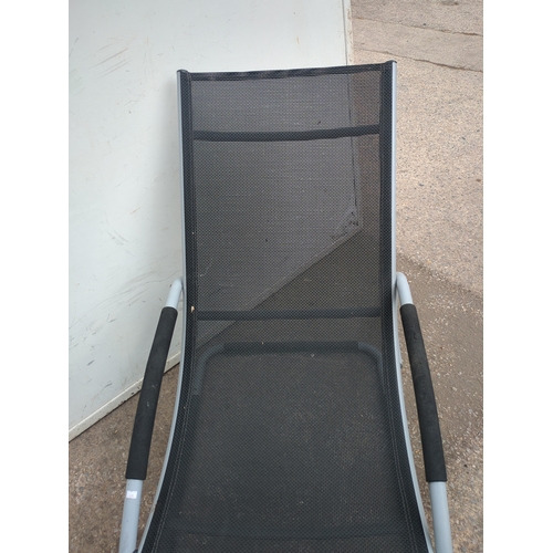 225 - Reclining Sun Lounger Chair