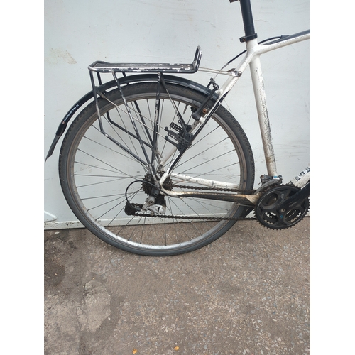 231 - Specialized Sirrus Hybrid Bike