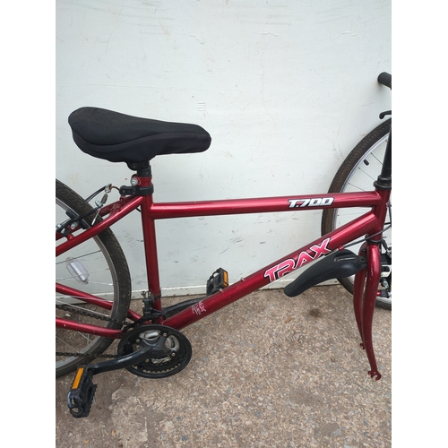 280 - Trax T700 Bicycle