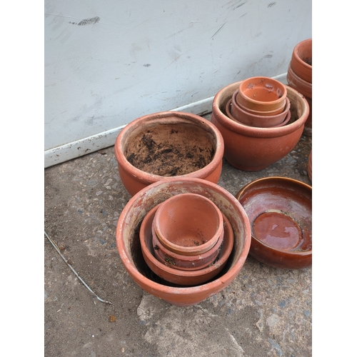 309 - Terracotta Plant Pots Set