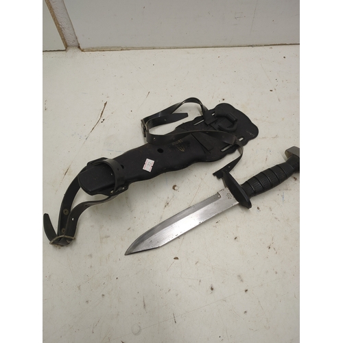 322 - Explorer Stainless Steel Diver's Knife with Sheath