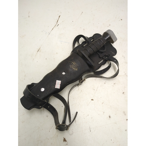 322 - Explorer Stainless Steel Diver's Knife with Sheath