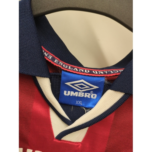 339 - Umbro England Football Jersey XXL