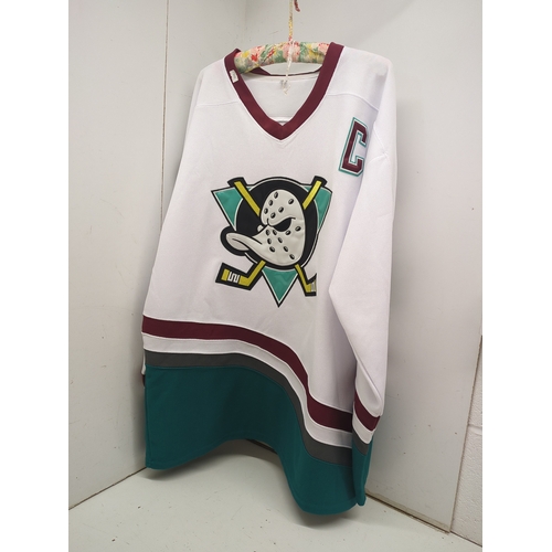 Lot 21        