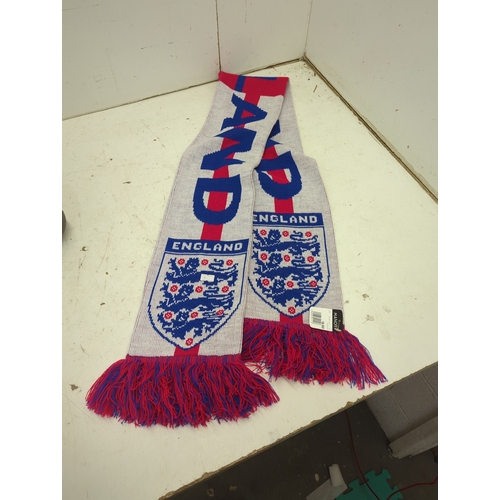 213 - Manor England Supporter Scarf
