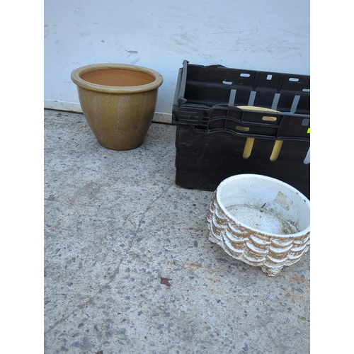 104 - Assorted Ceramic Plant Pots
