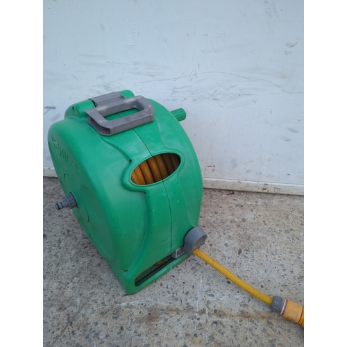 132 - Hozelock AutoReel Hose Reel 20m