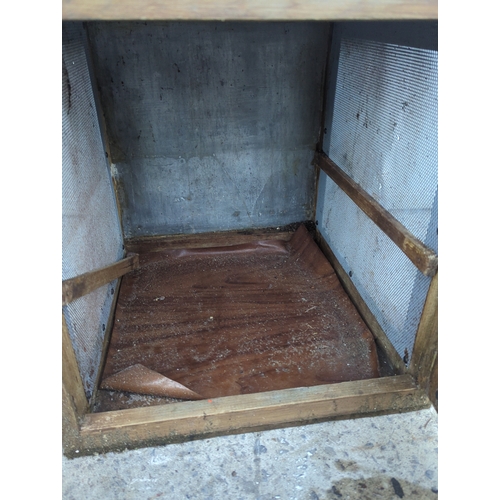 146 - Oak Mesh Garden Box