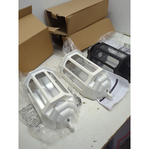 21 - Outdoor Wall Lanterns