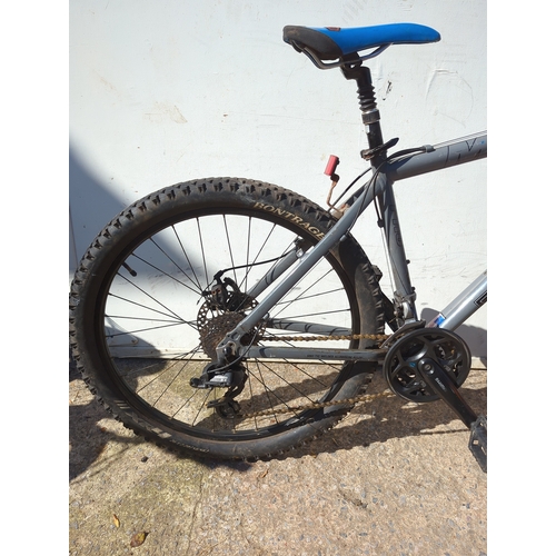 27 - Mongoose Tyax Elite Mountain Bike