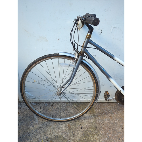 31 - Raleigh Ladies Bike