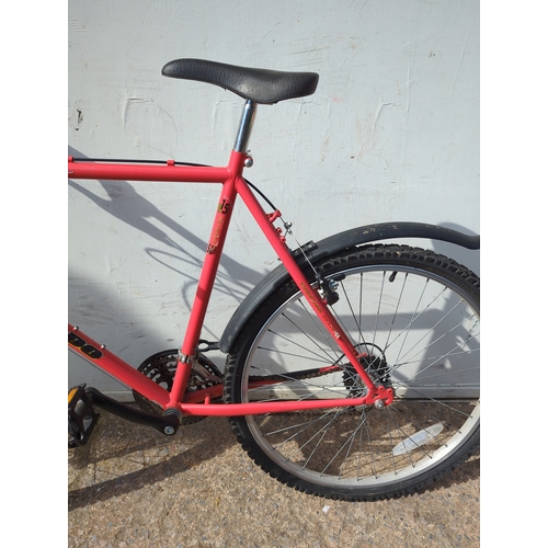 36 - Townsend Tornado Mountain Bike