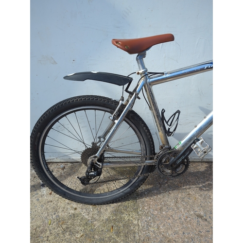 37 - Carrera Fury Mountain Bike