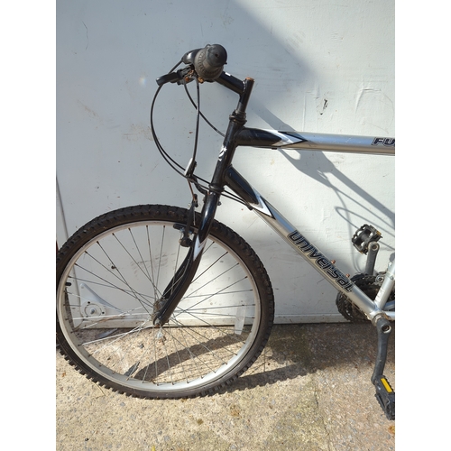 38 - Universal Fusion Bicycle