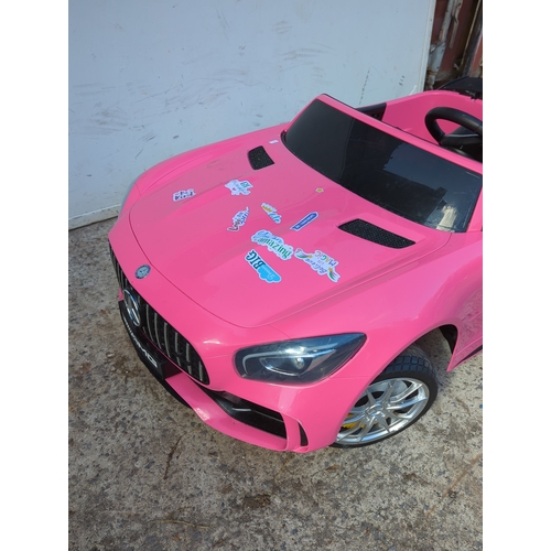 39 - Mercedes-Benz AMG Ride-On  Battery Powered Car